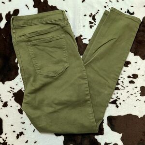 Old navy mid rise skinny olive green 12